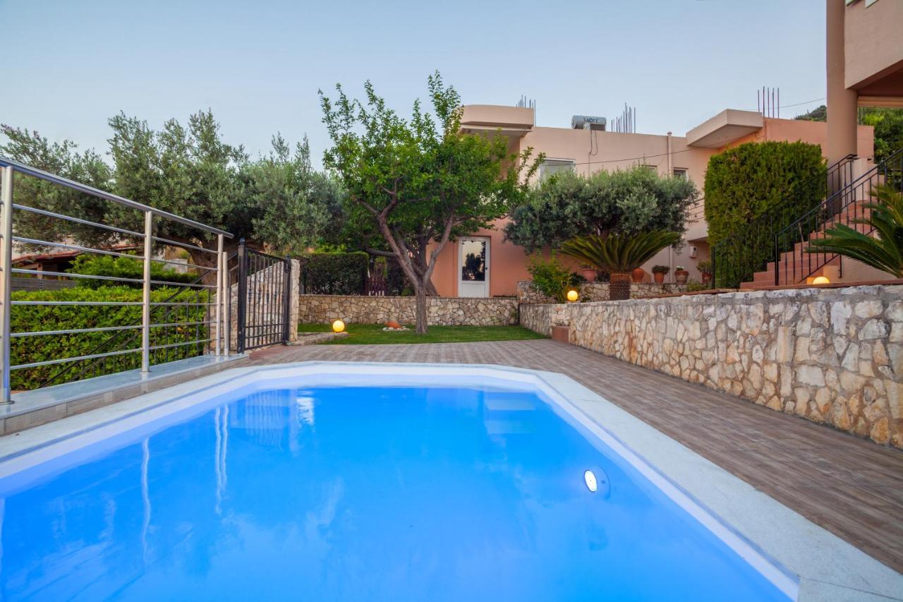 Panorama Traditional House With Private Pool Rodhiá Exterior foto